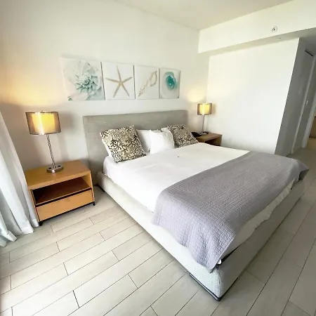 2610 Enjoy Miami 2B 2B, Pool, Beach & Mall